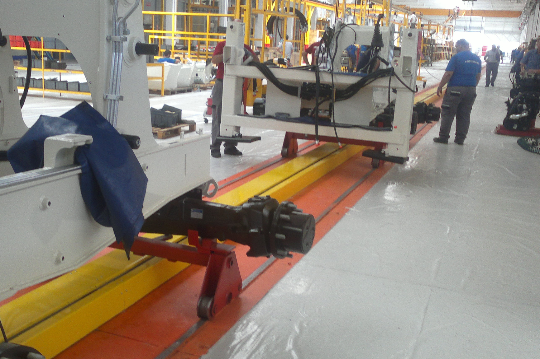 http://Yanmar%20Traktör%20montaj%20hattı